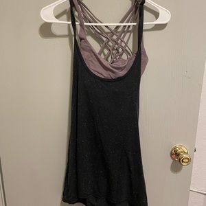 Two piece connected Lululemon workout top. Very soft!
